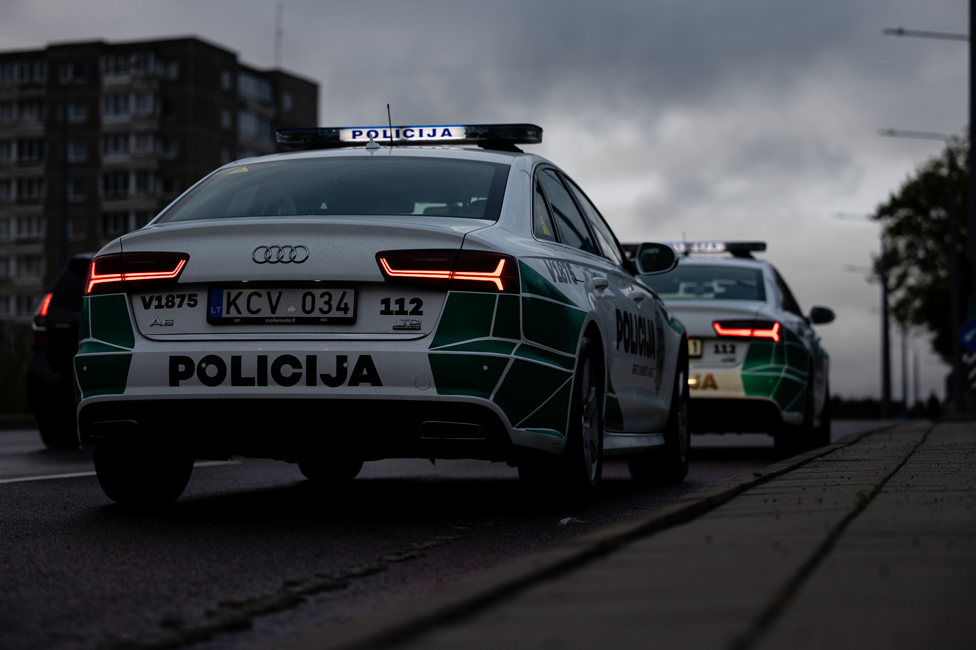 Trakų rajone pavogtas 130 tūkst. eurų vertės BMW automobilis vėliau rastas garaže Vilniuje