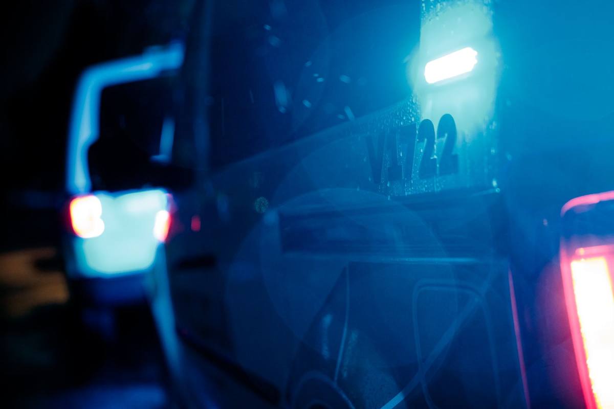 Rokiškio rajone automobiliai pervažiavo vyrą, pėsčiasis žuvo